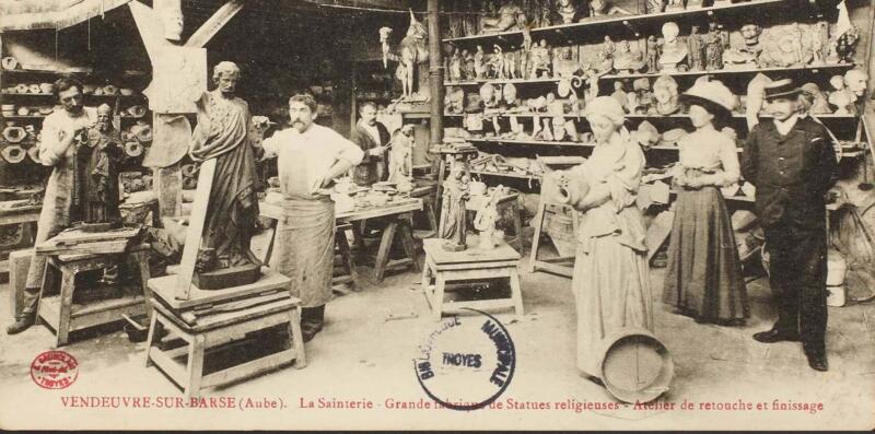 Vendeuvre-sur-Barse (Aube) - La Sainterie - Grande fabrique de Statues religieuses - Atelier de retouche et finissage, MTCM, CP 2530